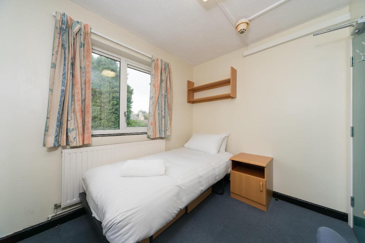 Ensuite Room In Nice Part Of Hull - Quick Central 赫尔河畔京士顿 外观 照片